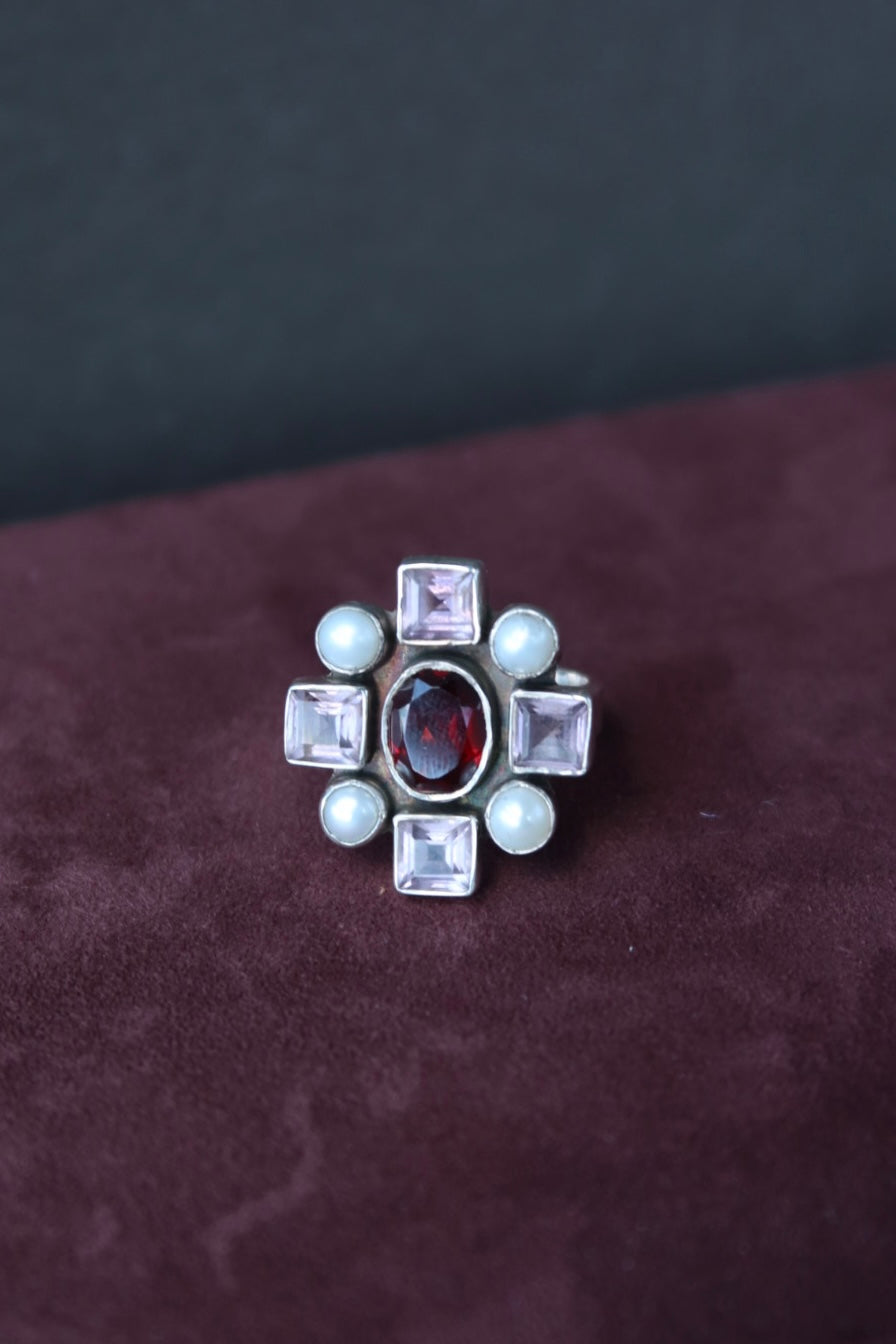 Flower Ring Sz 7